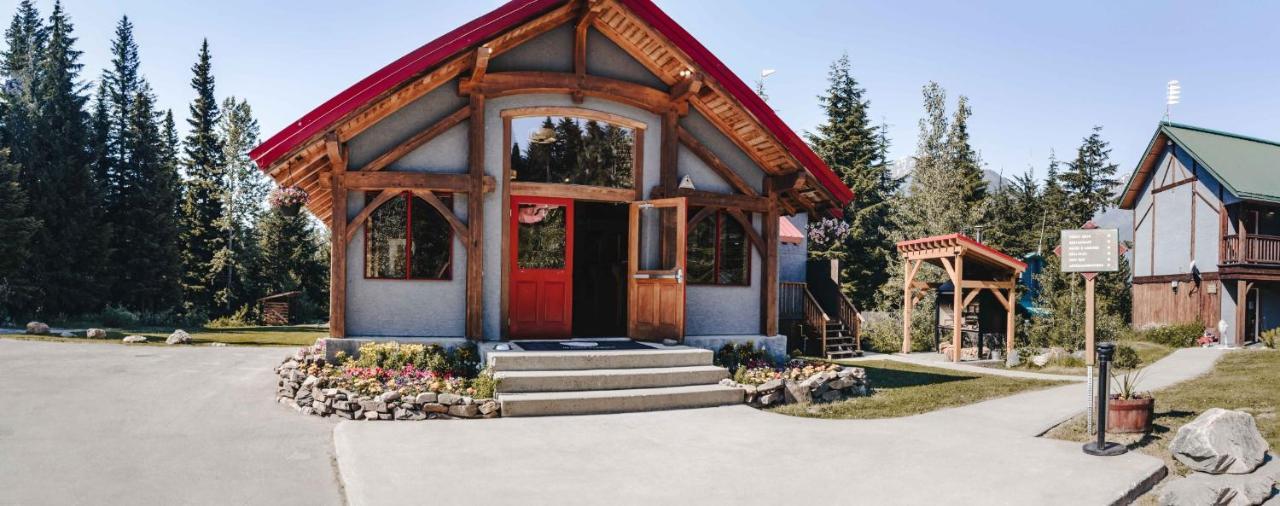 Heather Mountain Lodge Rogers Pass ภายนอก รูปภาพ