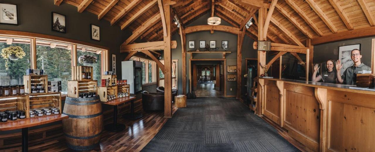 Heather Mountain Lodge Rogers Pass ภายนอก รูปภาพ