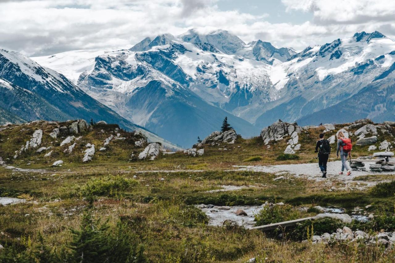 Heather Mountain Lodge Rogers Pass ภายนอก รูปภาพ