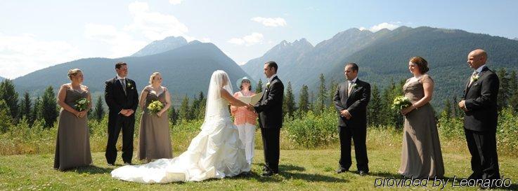 Heather Mountain Lodge Rogers Pass ภายนอก รูปภาพ