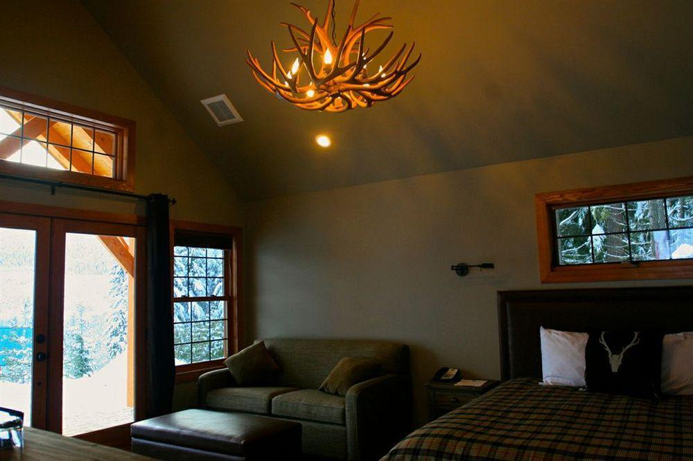 Heather Mountain Lodge Rogers Pass ภายนอก รูปภาพ