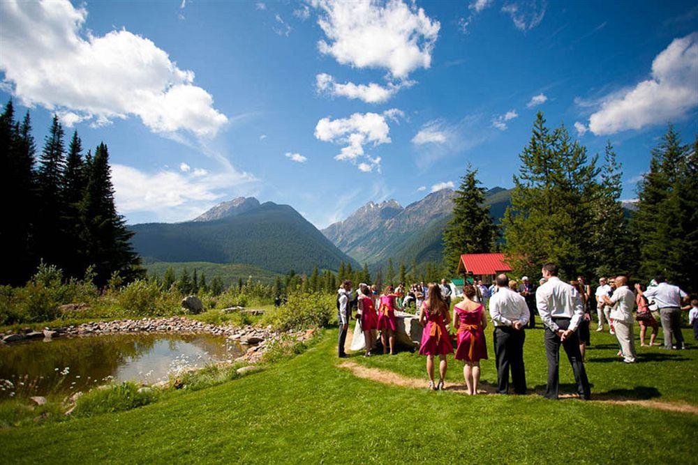 Heather Mountain Lodge Rogers Pass ภายนอก รูปภาพ