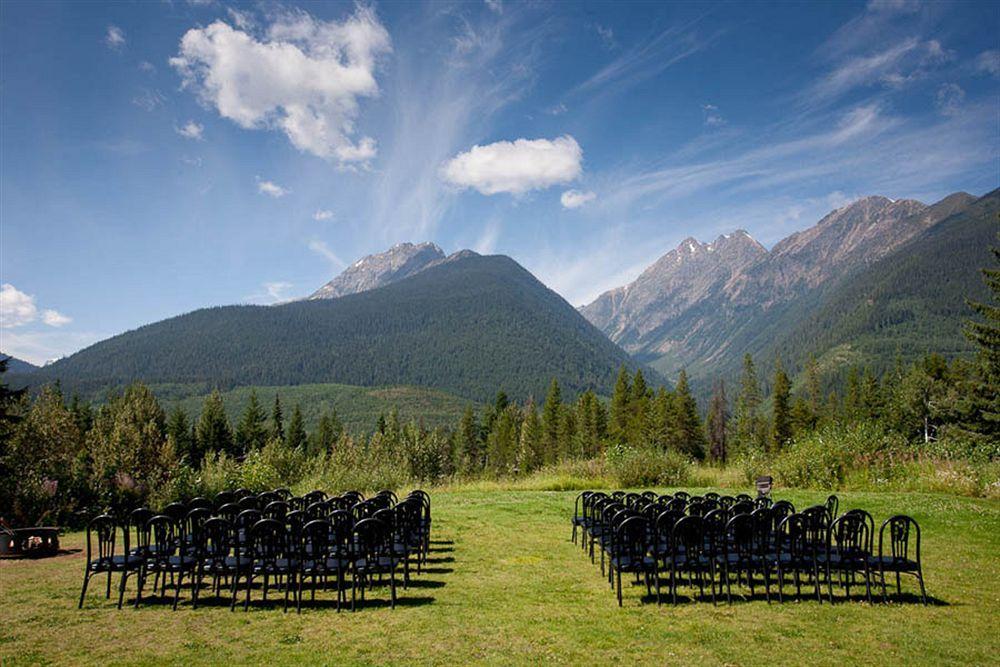 Heather Mountain Lodge Rogers Pass ภายนอก รูปภาพ